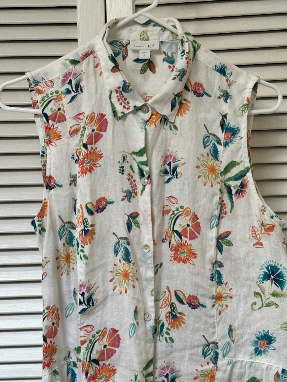 J. Jill Love Linen Sleeveless Top White Colorful Floral Buttons Small Tall - Picture 5 of 14